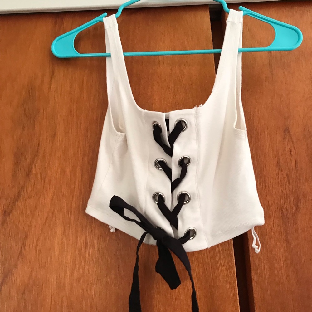 Crop top